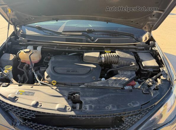 2C4RC1AG7MR566541 2021 CHRYSLER OTHER Gray Vista del salpicadero