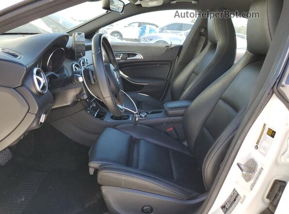 WDDSJ4EBXJN668695 2018 MERCEDES-BENZ CLA-CLASS White 