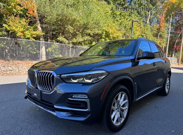 5UXCR6C55KLK82486 2019 BMW X5 Gray 