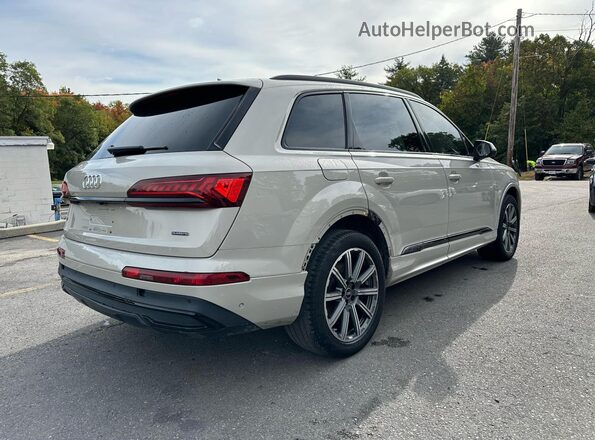WA1LJBF72ND015961 2022 AUDI Q7 Tan Front right