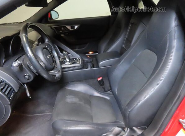 SAJWA6ET7H8K36740 2017 JAGUAR F-TYPE Красный Вид задних сидений
