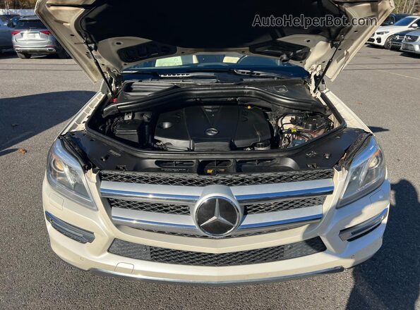 4JGDF2EE8GA671173 2016 MERCEDES-BENZ GL-CLASS White Instrument cluster view
