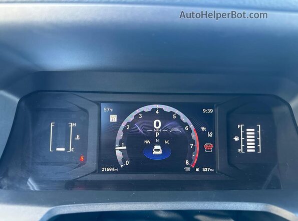 JTEVA5BR0S5008693 2025 TOYOTA 4RUNNER Серебряный 