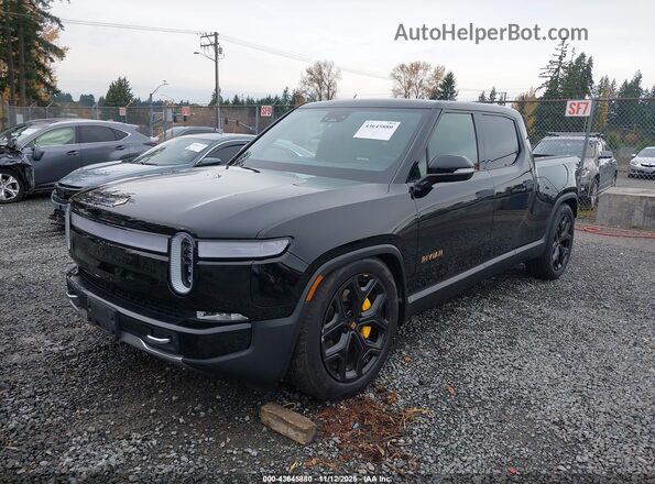 7FCTGAAA3PN017789 2023 RIVIAN R1T Black წინა მარცხენა ხედი სამი მეოთხედიდან