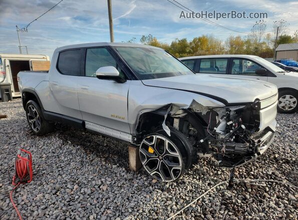 7FCTGAAA9NN008835 2022 RIVIAN R1T Silver Передня права чверть