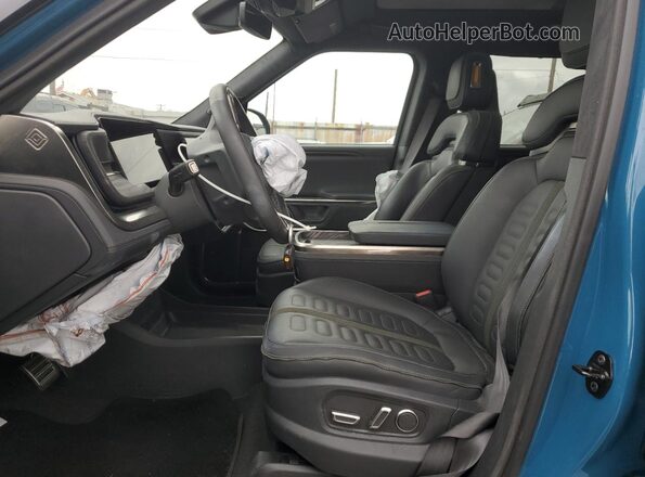7FCTGCAA3RN030878 2024 RIVIAN R1T Blue Սալոնի դիմացի տեսք