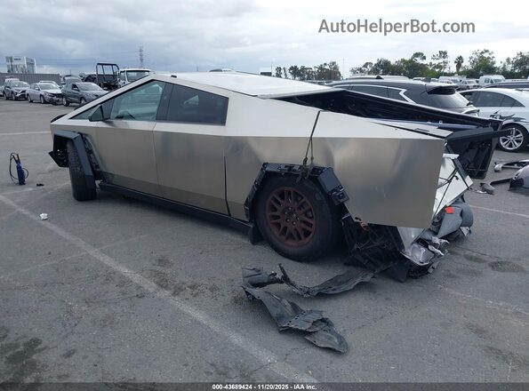 7G2CEHED0RA028785 2024 TESLA CYBERTRUCK Silver Tył lewy