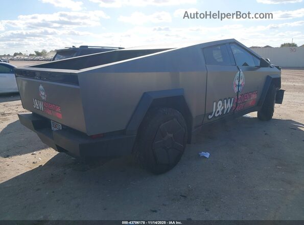 7G2CEHED0SA076924 2025 TESLA CYBERTRUCK Gray Trasero derecho