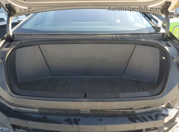 7G2CEHED1RA048818 2024 TESLA CYBERTRUCK Green Vista interior trasera