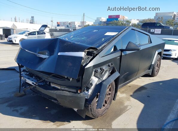 7G2CEHED4RA033309 2024 TESLA CYBERTRUCK Black 