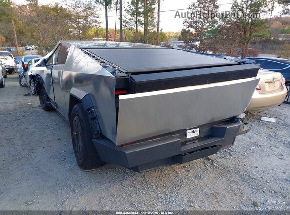 7G2CEHED4SA071001 2025 TESLA CYBERTRUCK Silver Հետևի ձախ