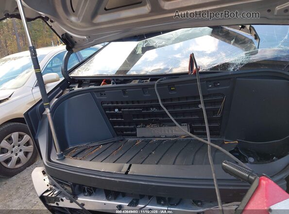 7G2CEHED4SA071001 2025 TESLA CYBERTRUCK Silver Հետևի տեսք