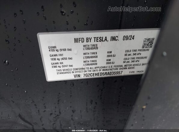 7G2CEHED5RA035957 2024 TESLA CYBERTRUCK Black 
