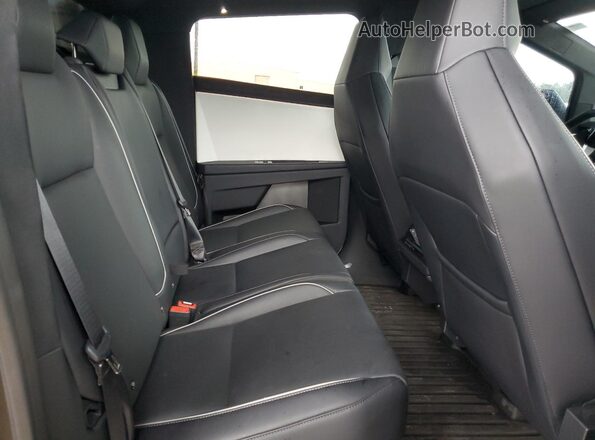 7G2CEHED7RA014768 2024 TESLA CYBERTRUCK Gray Rear seats view