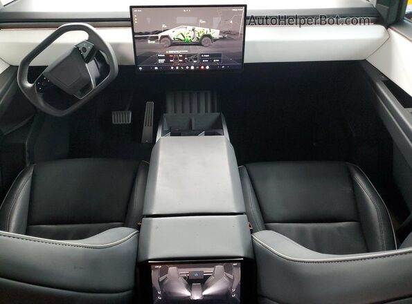 7G2CEHED7RA014768 2024 TESLA CYBERTRUCK Gray Dashboard view
