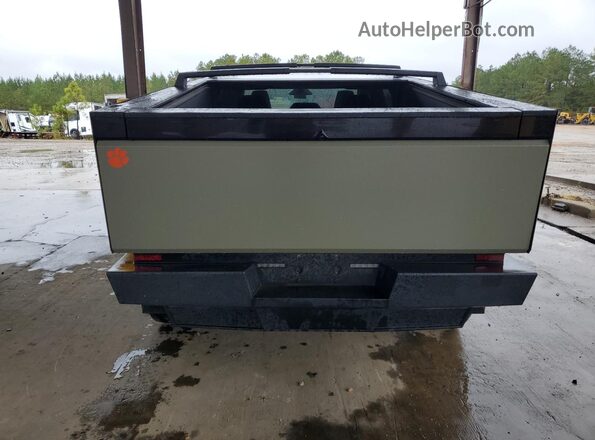 7G2CEHED7RA014768 2024 TESLA CYBERTRUCK Gray Rear view