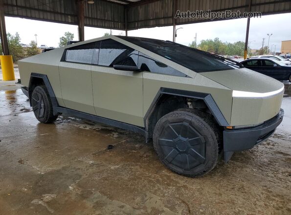 7G2CEHED7RA014768 2024 TESLA CYBERTRUCK Gray Front right