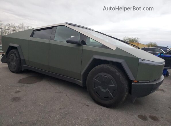 7G2CEHEE9RA031614 2024 TESLA CYBERTRUCK Green 