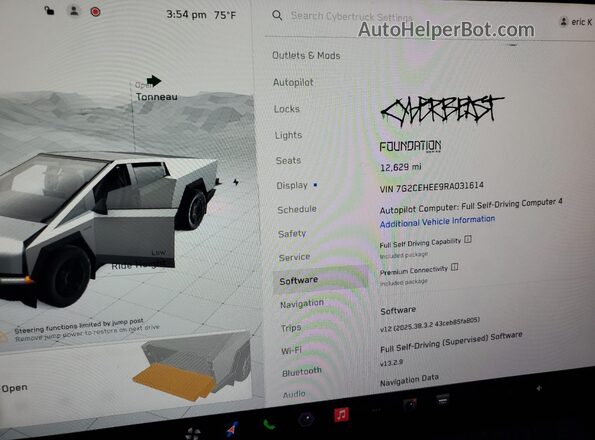 7G2CEHEE9RA031614 2024 TESLA CYBERTRUCK Green 