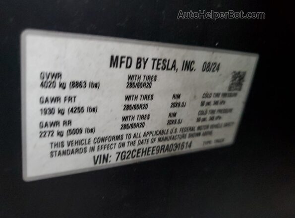 7G2CEHEE9RA031614 2024 TESLA CYBERTRUCK Green 
