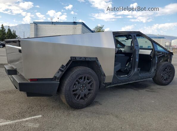 7G2CEHEEXRA020699 2024 TESLA CYBERTRUCK Beige Rear right