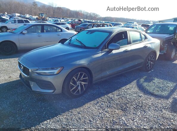 7JR102FK8LG031857 2020 VOLVO S60 Серый Передняя левая четверть