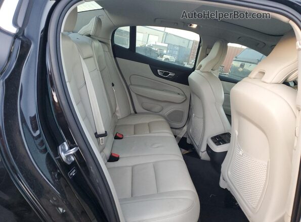7JR102TL5MG112975 2021 VOLVO S60 Black Vista de los asientos traseros
