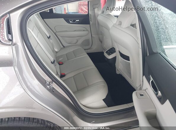 7JR102TL6MG123998 2021 VOLVO S60 Gray 