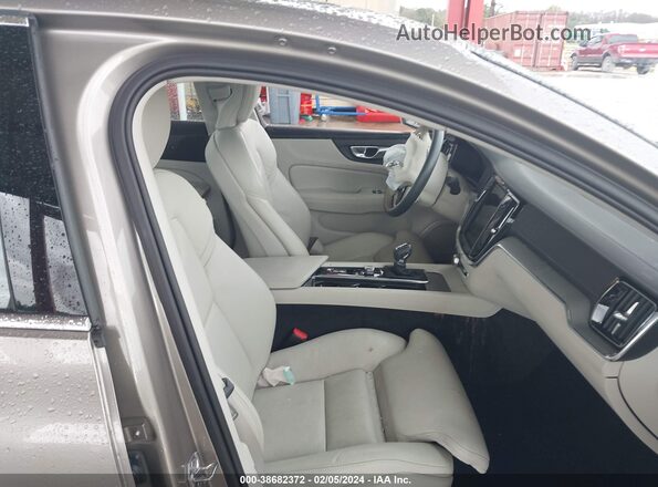 7JR102TL6MG123998 2021 VOLVO S60 Gray 