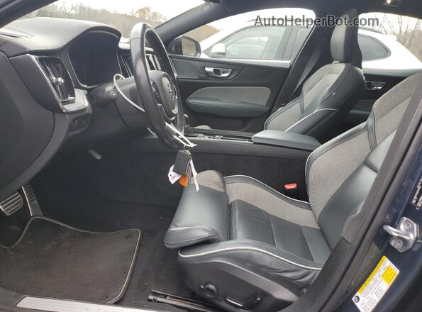 7JR102TM2MG111923 2021 VOLVO S60 Blue Front interior view