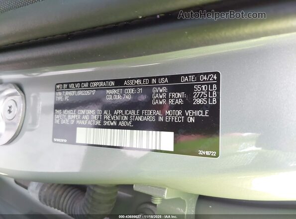 7JRH60FL6RG326717 2024 VOLVO S60 RECHARGE PLUG-IN HYBRID Teal Widok komory silnika