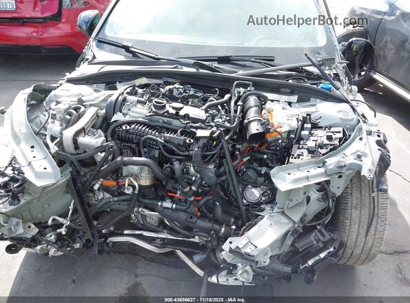 7JRH60FL6RG326717 2024 VOLVO S60 RECHARGE PLUG-IN HYBRID Teal Widok z przodu