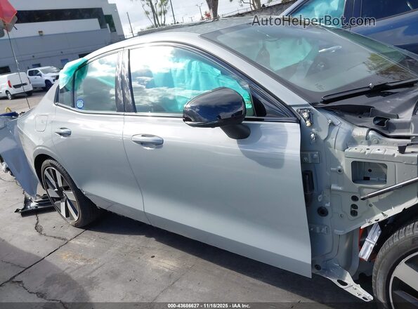 7JRH60FL6RG326717 2024 VOLVO S60 RECHARGE PLUG-IN HYBRID Teal Widok wnętrza z tyłu