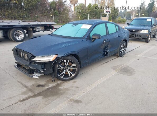 7JRL12FJ8SG362112 2025 VOLVO S60 Blue 