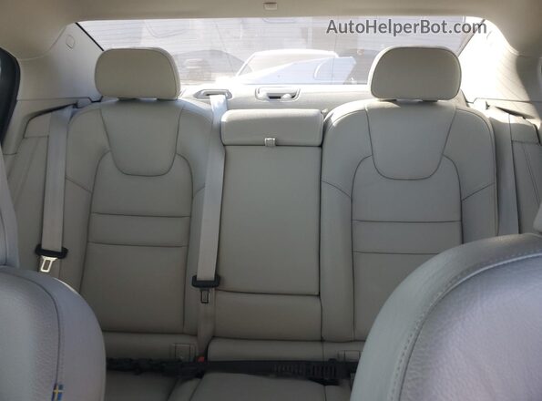 7JRL12FL0NG192012 2022 VOLVO S60 Blue უკანა სავარძლების ხედი