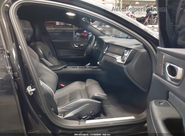 7JRL12TH5RG281435 2024 VOLVO S60 Black 