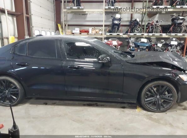 7JRL12TH5RG281435 2024 VOLVO S60 Black 