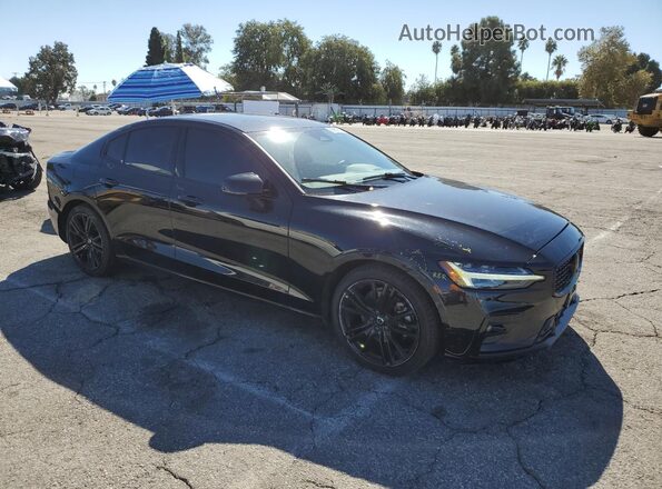7JRL12TH7RG297068 2024 VOLVO S60 Black 