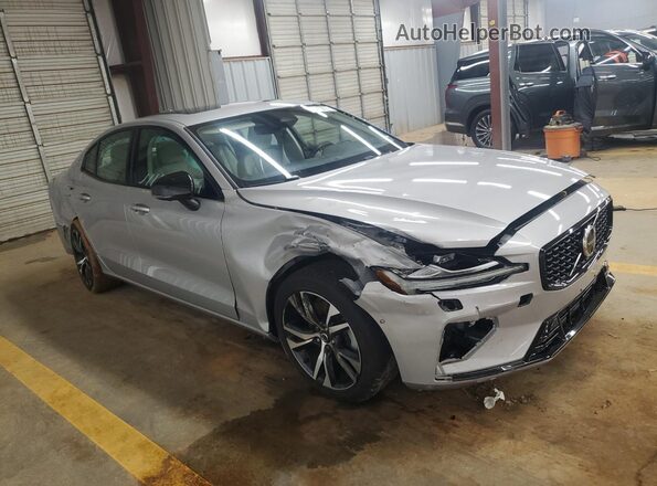 7JRL12TL2RG319272 2024 VOLVO S60 Silver 