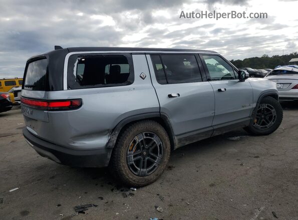 7PDSGABAXPN010816 2023 RIVIAN R1S Silver 