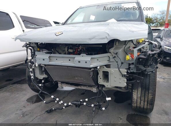 7PDSGBBA6RN041098 2024 RIVIAN R1S Gray წინა ხედი