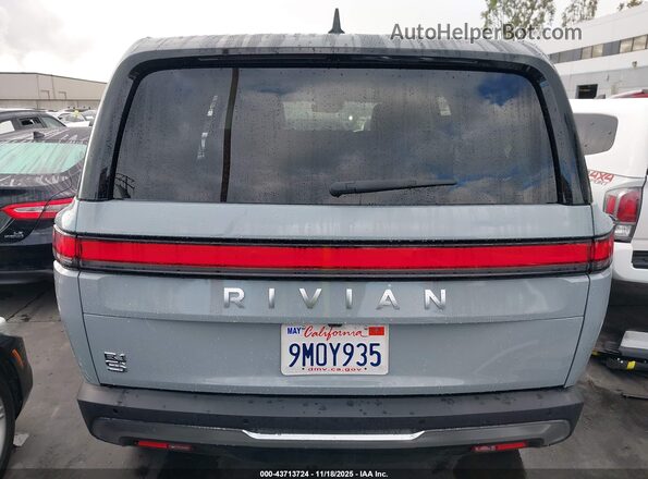 7PDSGBBA6RN041098 2024 RIVIAN R1S Gray 
