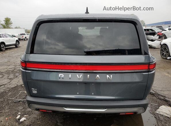7PDSGBBAXSN053230 2025 RIVIAN R1S Gray Widok z tyłu