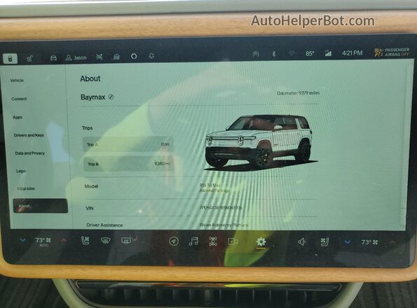 7PDSGCBP8SN065936 2025 RIVIAN R1S White Instrument cluster view