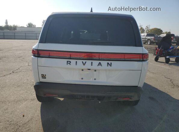 7PDSGCBP8SN065936 2025 RIVIAN R1S White Rear view