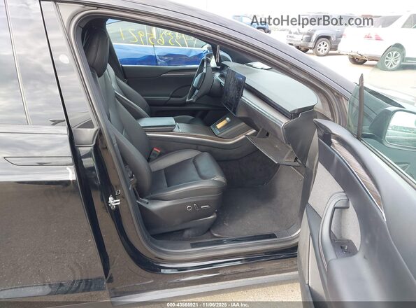 7SAXCBE50PF385015 2023 TESLA MODEL X Black 
