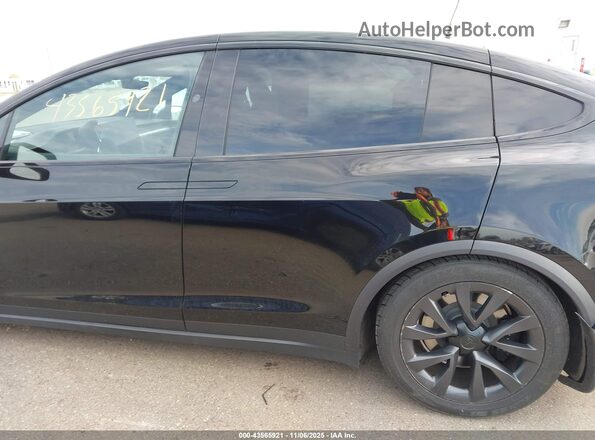 7SAXCBE50PF385015 2023 TESLA MODEL X Black 
