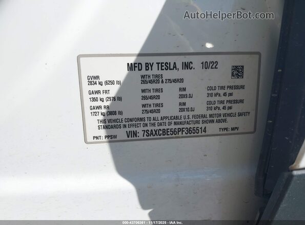 7SAXCBE56PF365514 2023 TESLA MODEL X White Widok komory silnika
