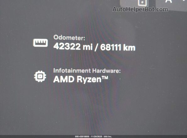 7SAXCBE64NF332324 2022 TESLA MODEL X Серый 
