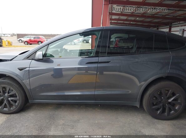 7SAXCBE64NF332324 2022 TESLA MODEL X Серый 